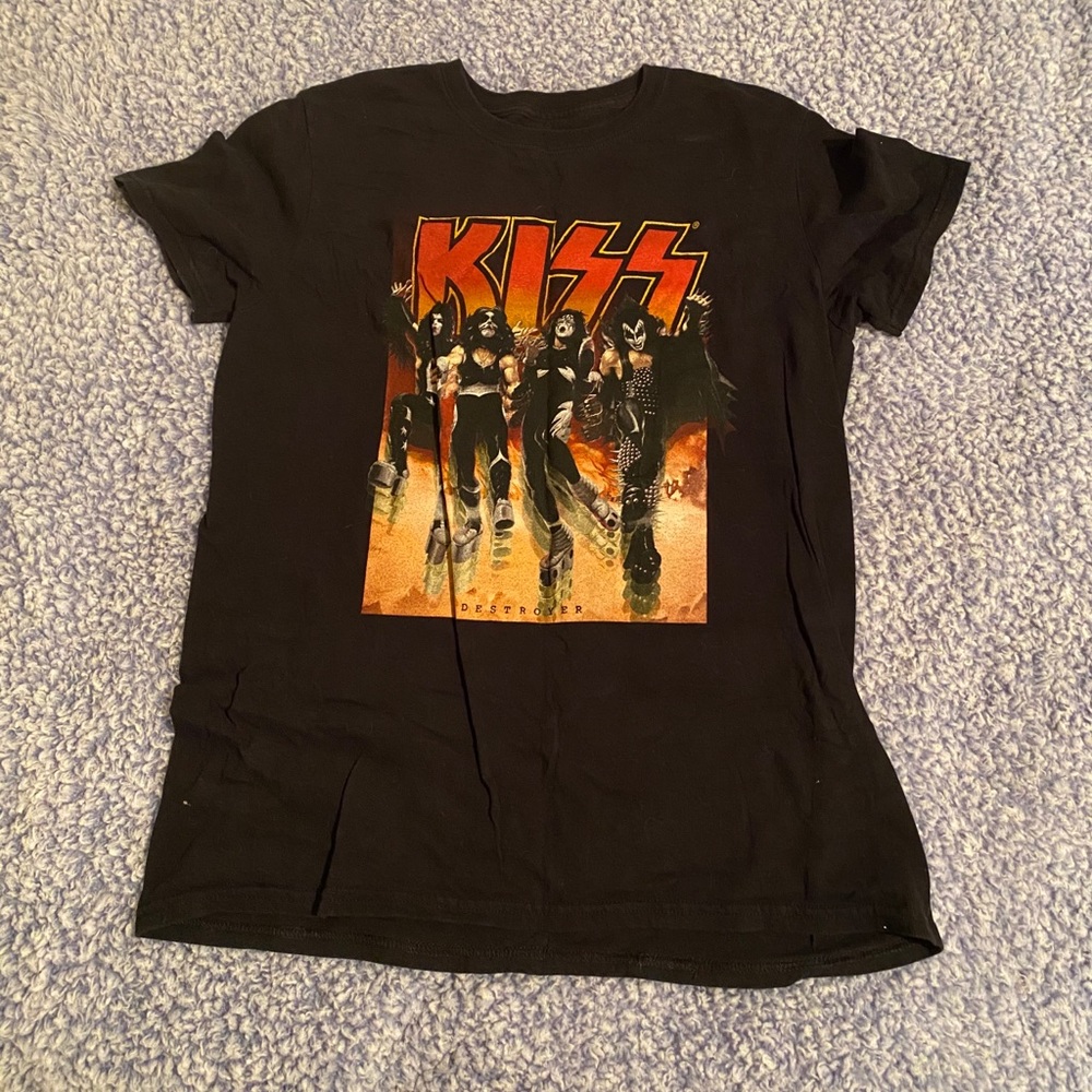KISS t-shirt 🦋